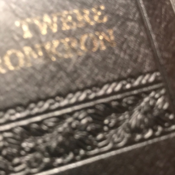 Meet your Posher, Rosemary - Picture 1 of 1